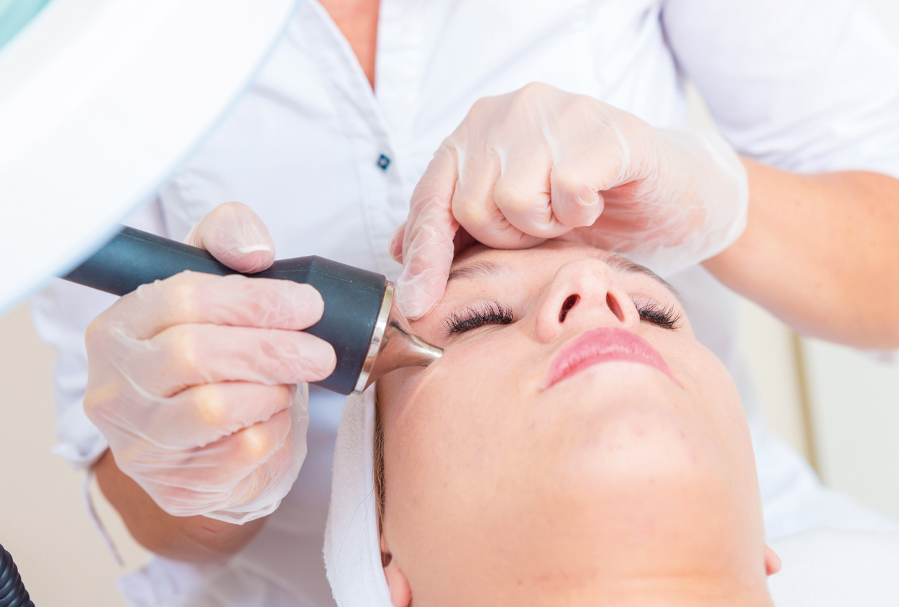 Faltenbehandlung mit Skinpen